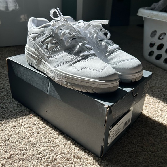 New balance 550 new with box -size 9.5 women/8 men - Picture 8 of 9